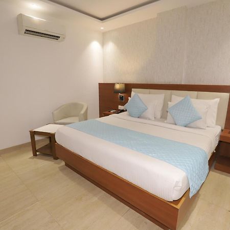 Nh Skye Suites Νέο Δελχί Εξωτερικό φωτογραφία