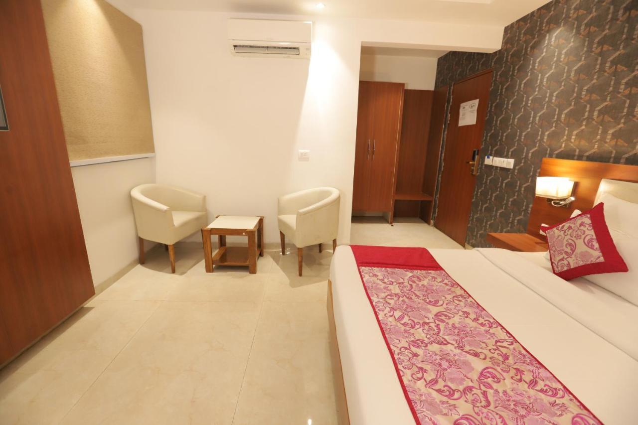 Nh Skye Suites Νέο Δελχί Εξωτερικό φωτογραφία