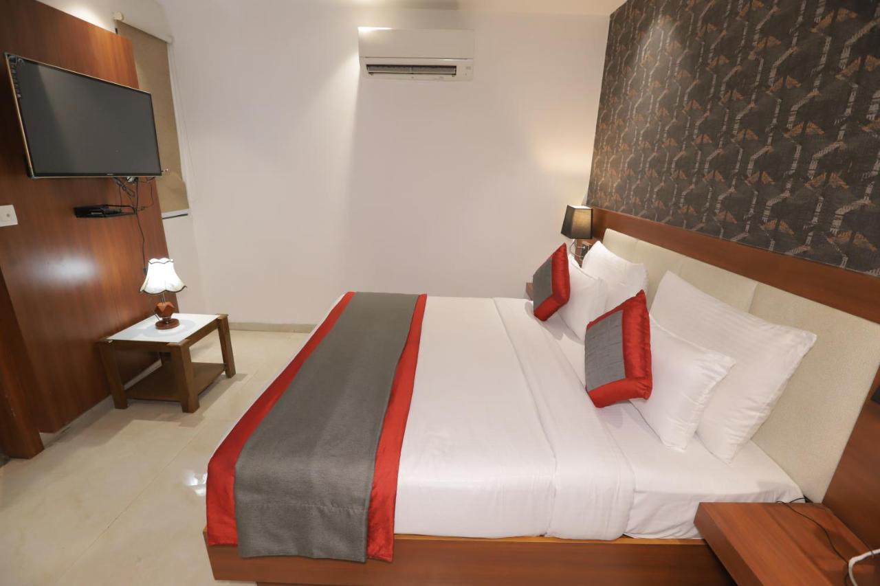 Nh Skye Suites Νέο Δελχί Εξωτερικό φωτογραφία
