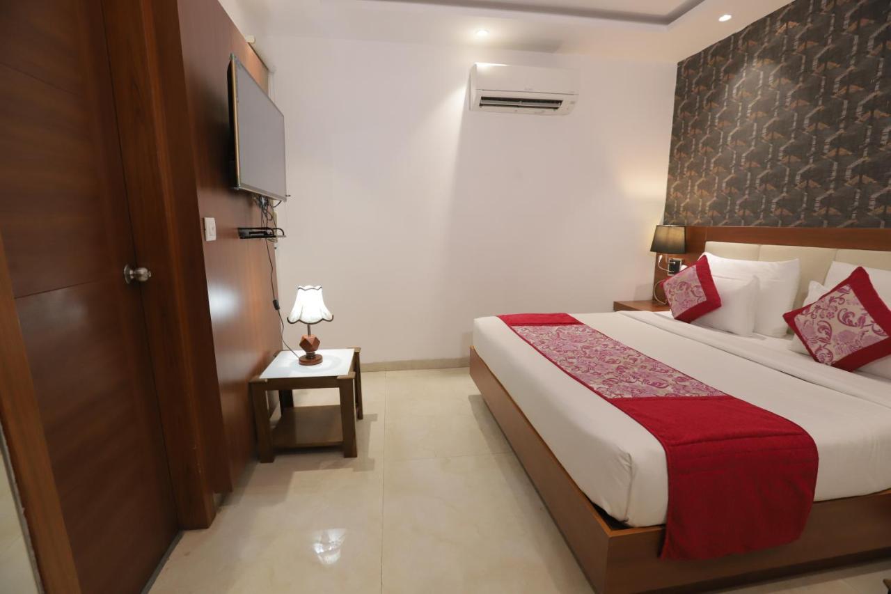 Nh Skye Suites Νέο Δελχί Εξωτερικό φωτογραφία