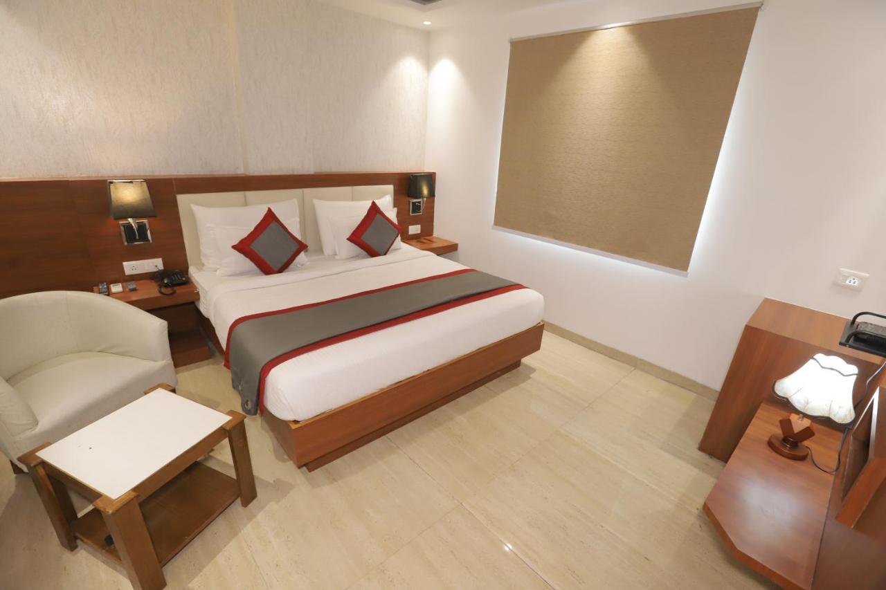 Nh Skye Suites Νέο Δελχί Εξωτερικό φωτογραφία