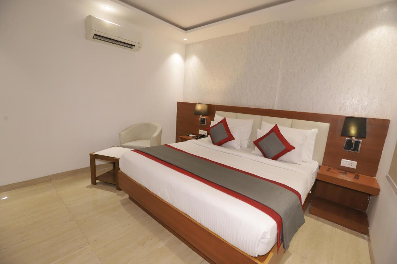 Nh Skye Suites Νέο Δελχί Εξωτερικό φωτογραφία