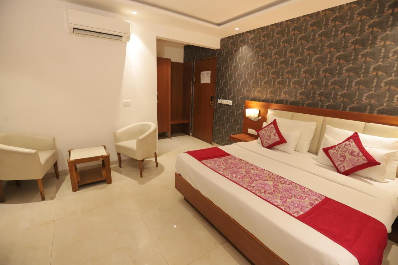 Nh Skye Suites Νέο Δελχί Εξωτερικό φωτογραφία