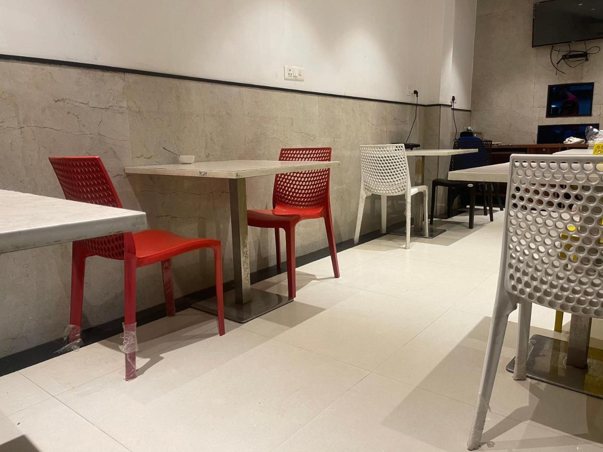 Nh Skye Suites Νέο Δελχί Εξωτερικό φωτογραφία